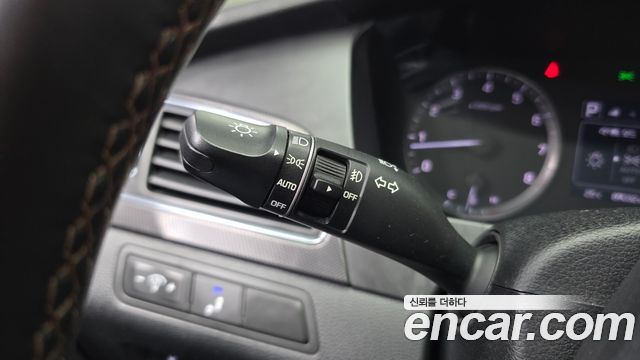 Hyundai Sonata 2017 — photo 15