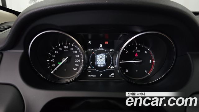 Land Rover Discovery Sport 2018 — photo 11