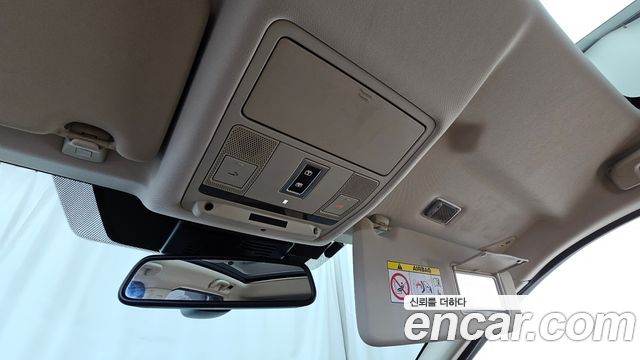 Land Rover Discovery Sport 2018 — photo 28