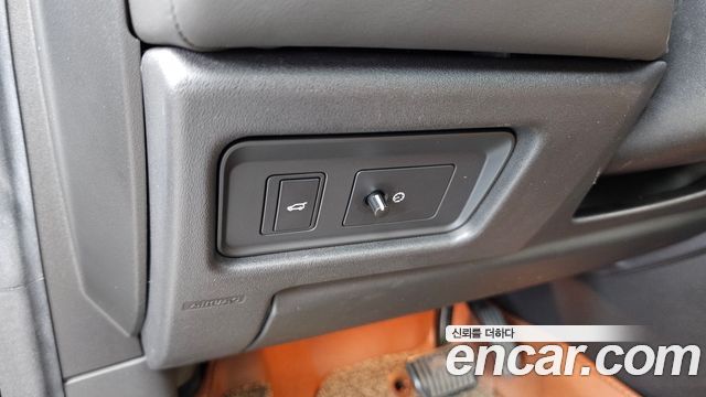 Land Rover Discovery Sport 2018 — photo 29