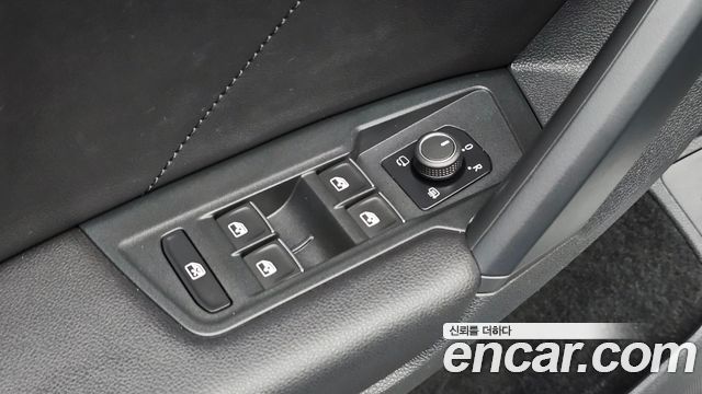 Volkswagen Tiguan 2023 — photo 27