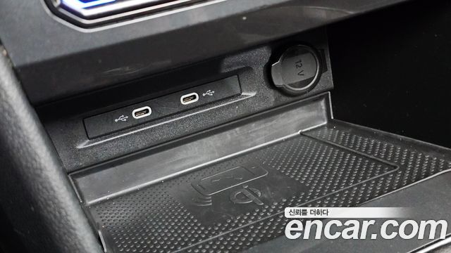 Volkswagen Tiguan 2023 — photo 30