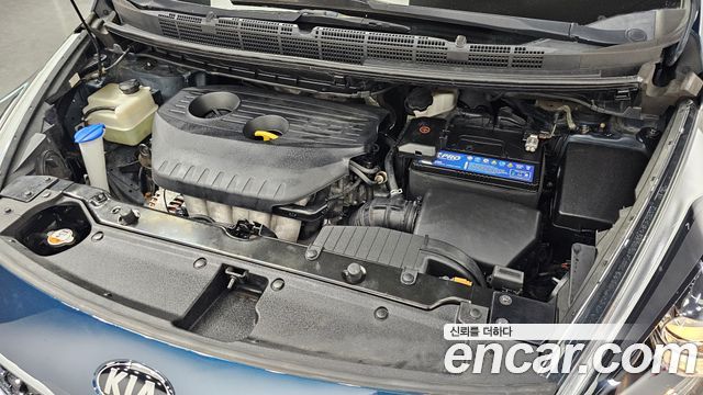 Kia Carens 2017 — photo 6