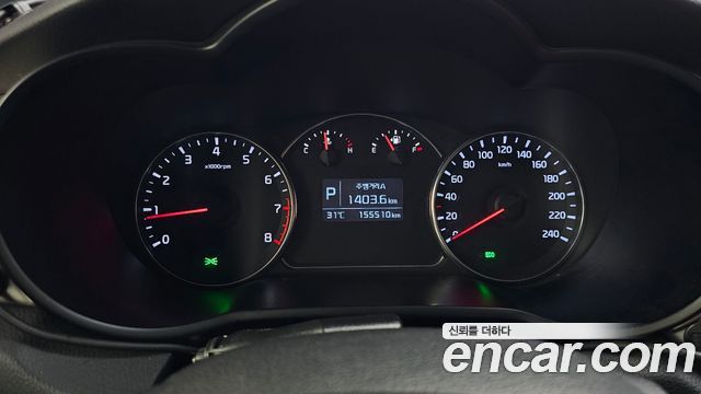 Kia Carens 2017 — photo 8