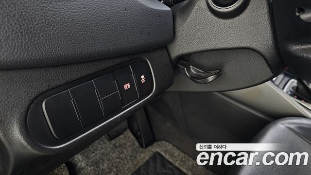 Kia Carens 2017 — photo 19