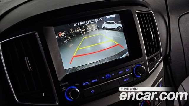 Hyundai Starex 2019 — photo 21