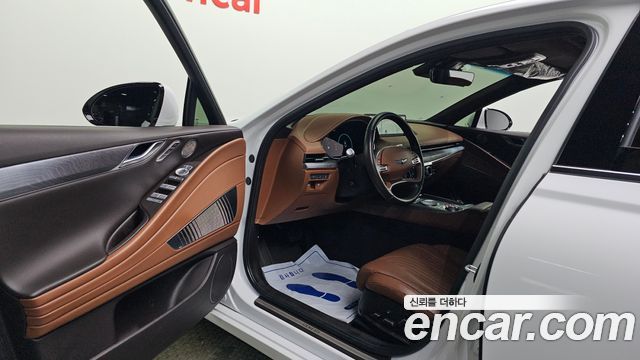 Genesis G80 2022 — photo 10