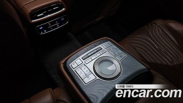 Genesis G80 2022 — photo 17