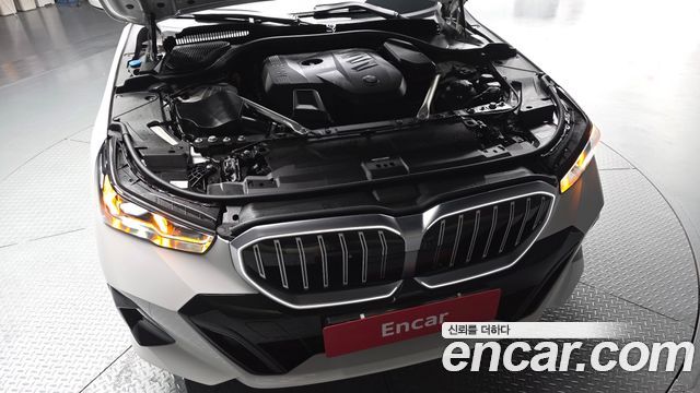 BMW 5-Series 2026 — photo 6