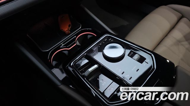 BMW 5-Series 2026 — photo 12