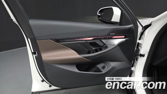 BMW 5-Series 2026 — photo 14