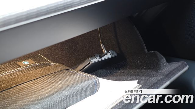 BMW 5-Series 2026 — photo 29