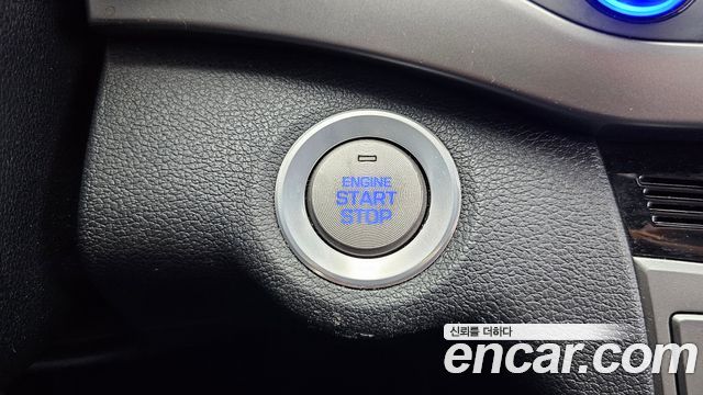 Hyundai AVANTE 2016 — photo 16