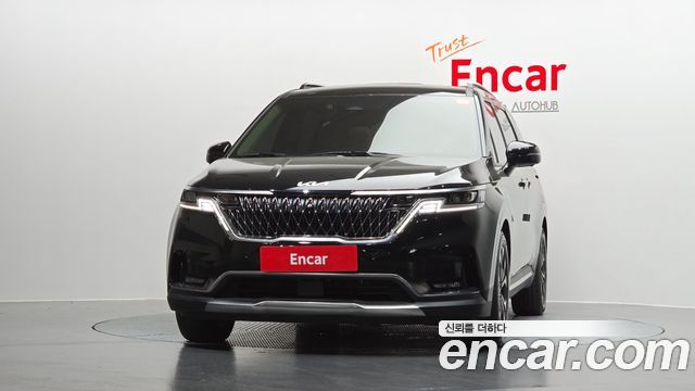 Kia Canival 2023 — photo 3