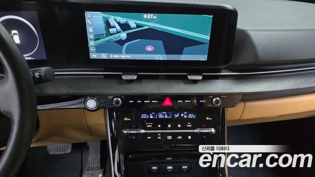 Kia Canival 2023 — photo 14
