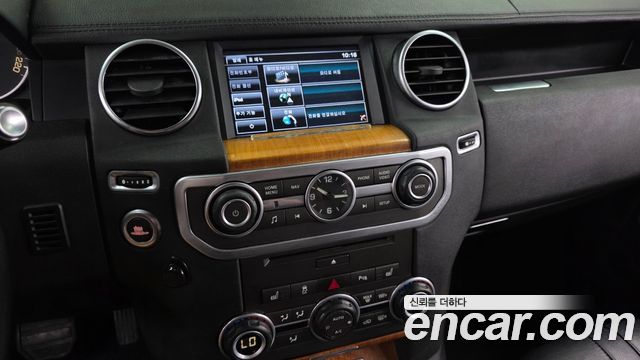 Land Rover Discovery 2014 — photo 14