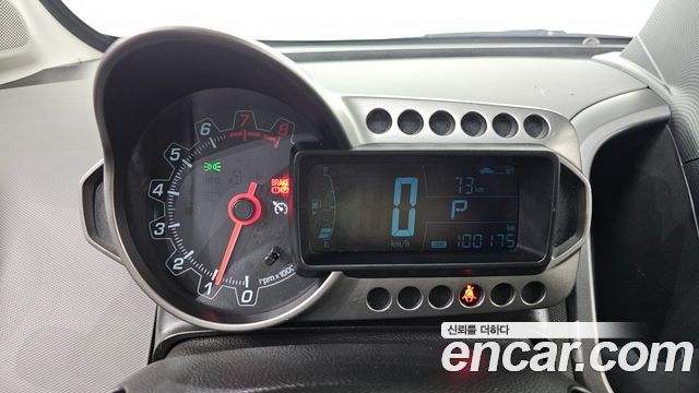 Chevrolet Korea Aveo 2015 — photo 11