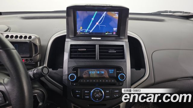 Chevrolet Korea Aveo 2015 — photo 19