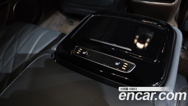 Genesis G80 2021 — photo 24