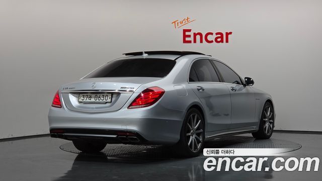 Mercedes-Benz S-Class 2016 — photo 2