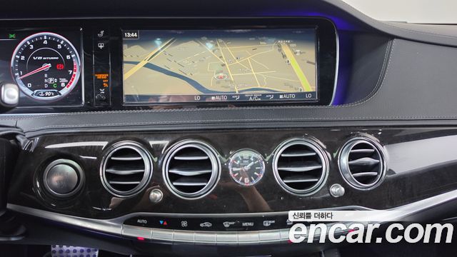 Mercedes-Benz S-Class 2016 — photo 14