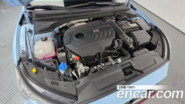 Hyundai Veloster 2022 — photo 6