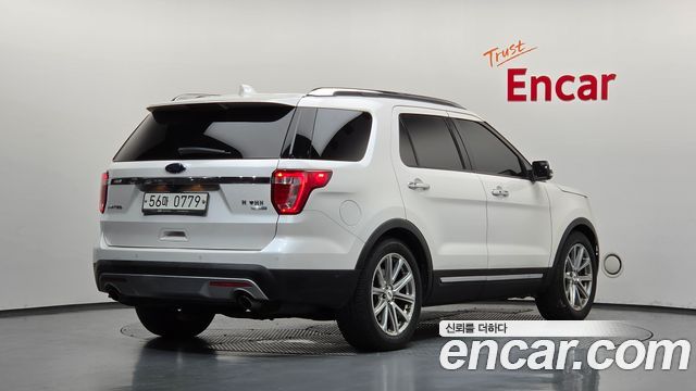 Ford Explorer 2016 — photo 2