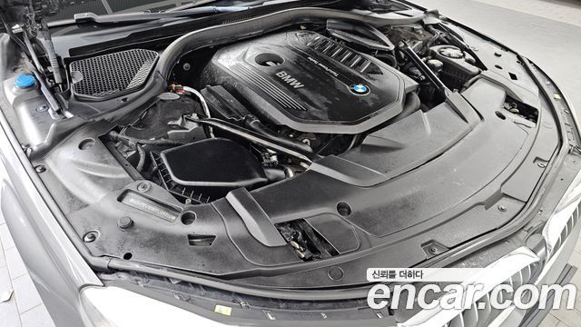 BMW 7-Series 2016 — photo 6