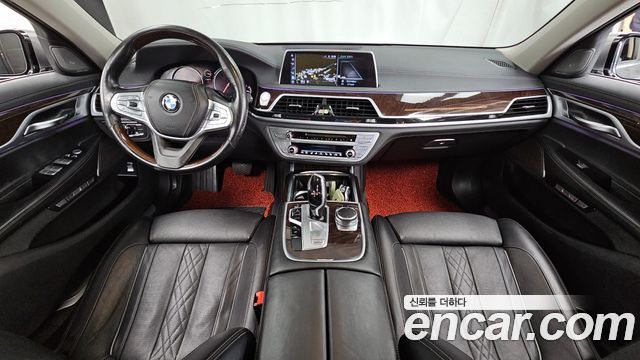 BMW 7-Series 2016 — photo 7