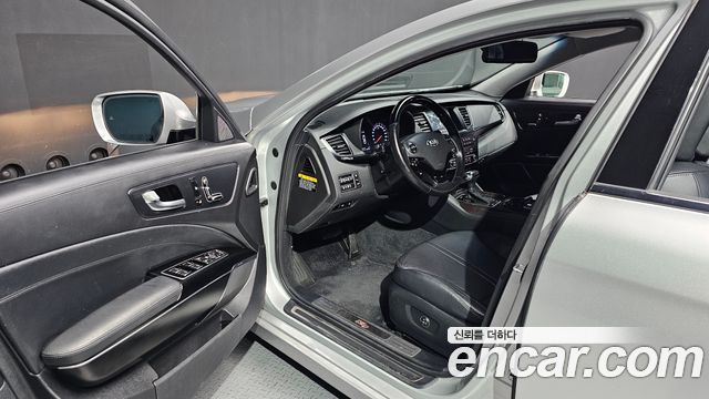 Kia K9 2013 — photo 16