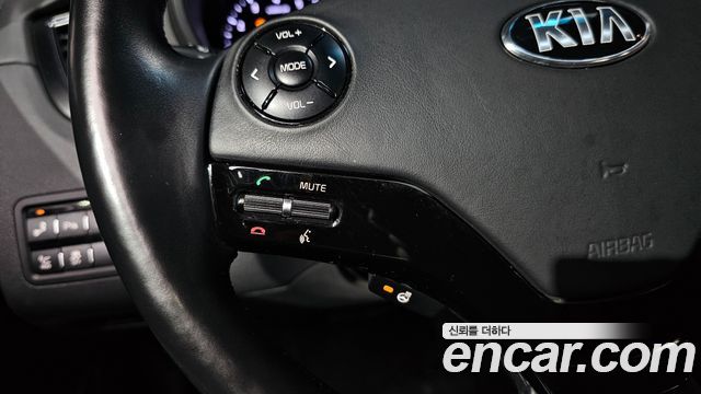 Kia K9 2013 — photo 28