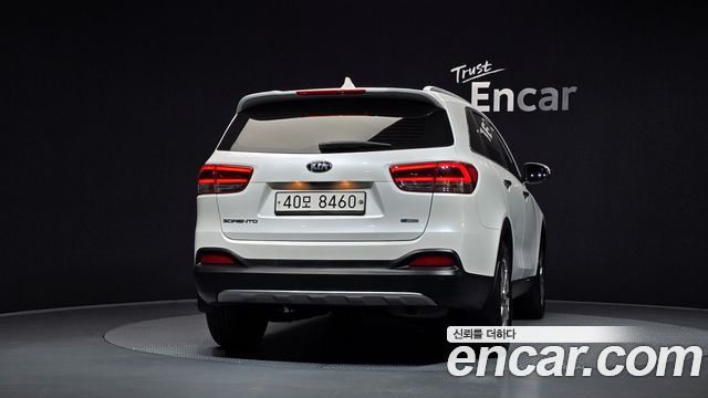 Kia Sorento 2016 — photo 4
