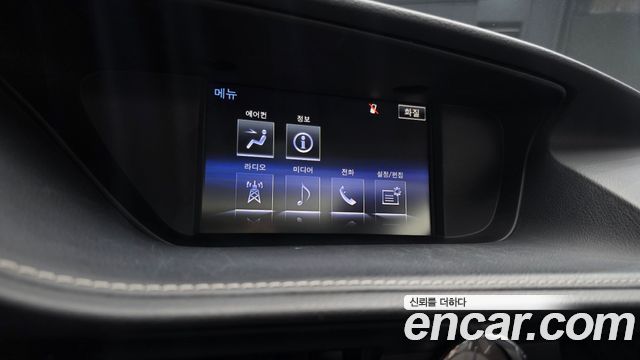 Lexus ES 2016 — photo 20