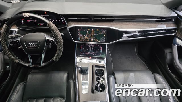 Audi A7 2021 — photo 10