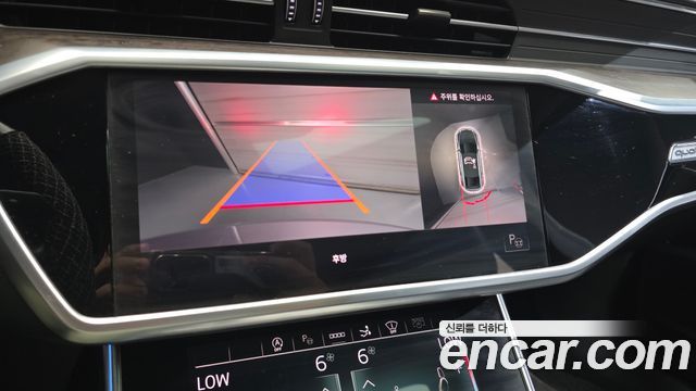 Audi A7 2021 — photo 20