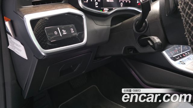 Audi A7 2021 — photo 26