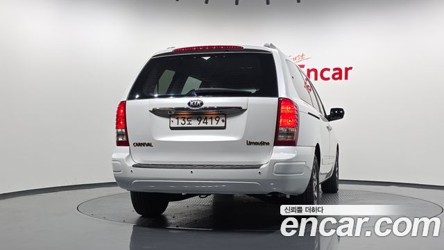 Kia Canival 2014 — photo 4