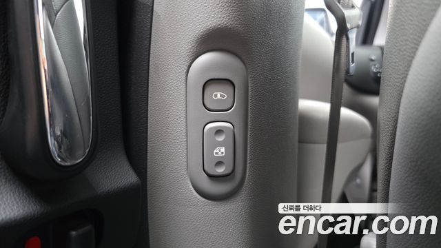 Kia Canival 2014 — photo 18