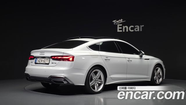 Audi A5 2021 — photo 2