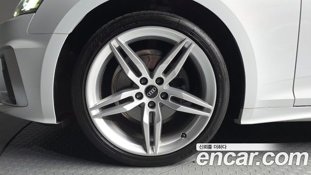Audi A5 2021 — photo 5