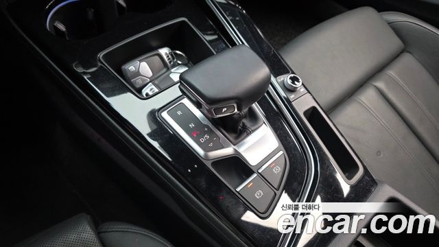 Audi A5 2021 — photo 12