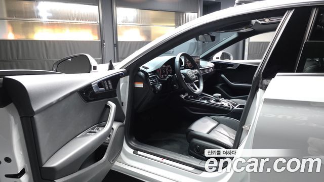 Audi A5 2021 — photo 13