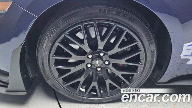Ford Mustang 2019 — photo 5