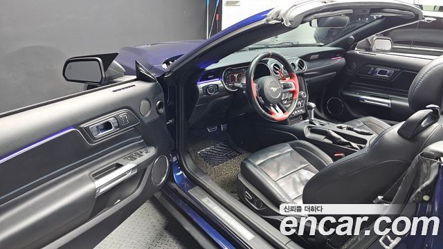 Ford Mustang 2019 — photo 13