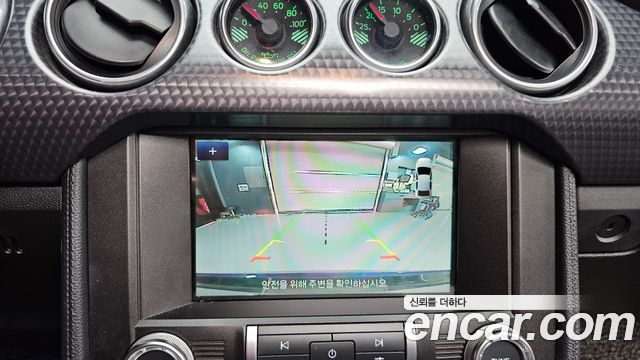 Ford Mustang 2019 — photo 20