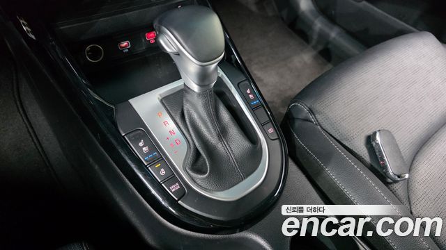 Kia K3 2023 — photo 12