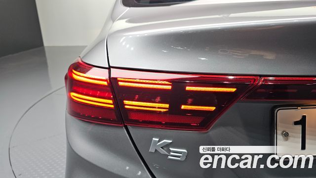 Kia K3 2023 — photo 9