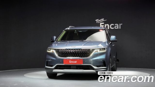 Kia Canival 2021 — photo 3
