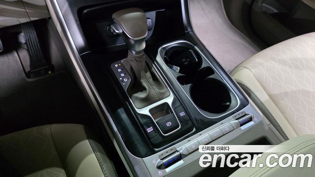 Kia Canival 2021 — photo 12