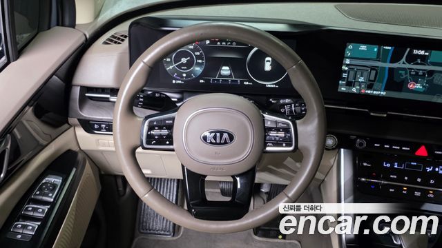 Kia Canival 2021 — photo 19